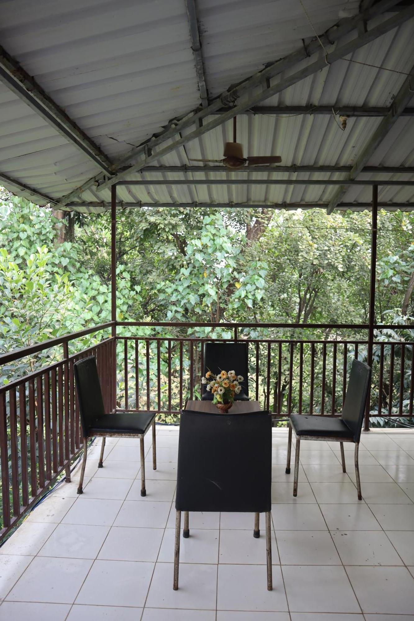 Gokul Cottage & Villa Revadanda Екстериор снимка