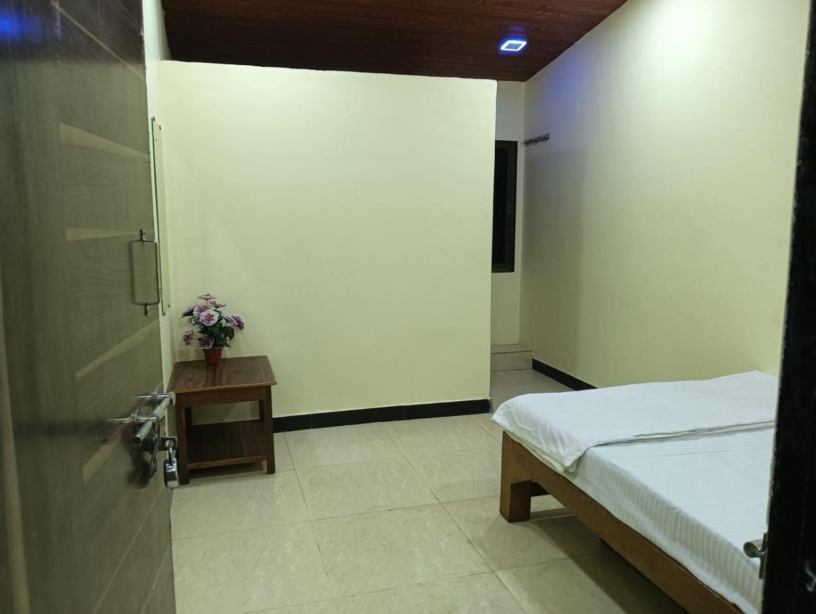 Gokul Cottage & Villa Revadanda Екстериор снимка